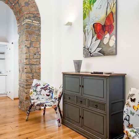ローマColosseo Loft Con Jacuzziアパートメント エクステリア 写真
